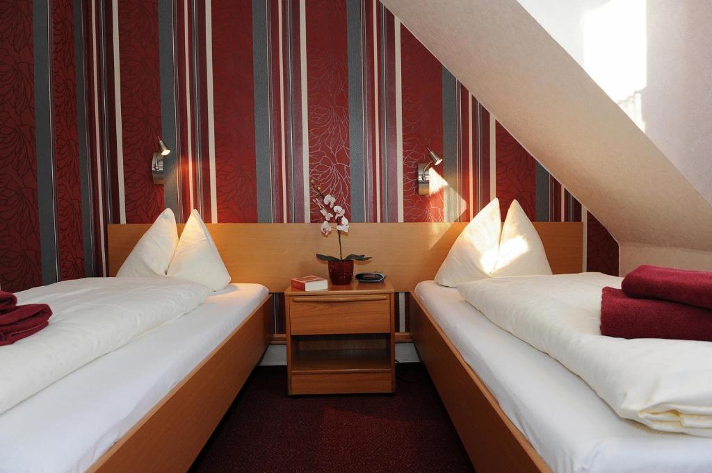 Hotel-Pension Haus Neustadt ブレーメン エクステリア 写真