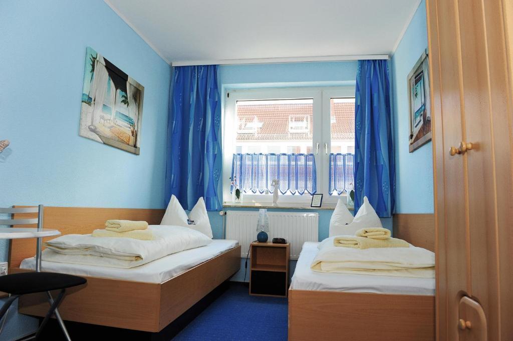 Hotel-Pension Haus Neustadt ブレーメン エクステリア 写真